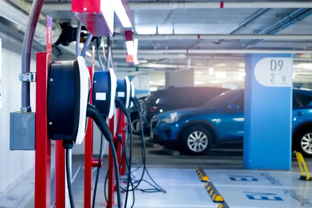 The Ultimate Guide to Shipping Electric Vehicles in 2025